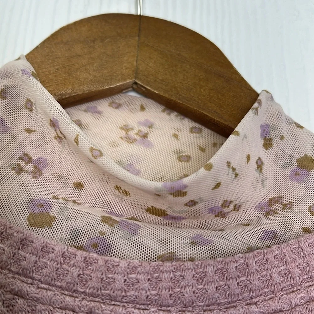 Free People - Light Pink Floral MockNeck Waffle Long Sleeve Crop Top Size XS